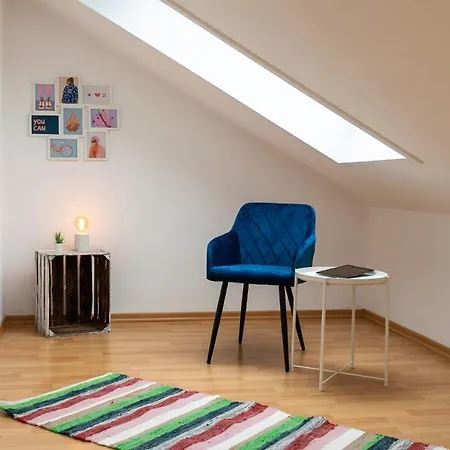 Apartment Blue Chili 99 - Grosszuegiges Loft Wlan Boxspringbett Bis 4 Pers